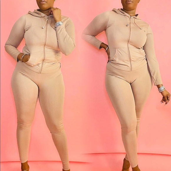 NEW FALL TRENDY ZIP UP MOCHA TWO PIECE ACTIVE HOODIE LEGGING SET - Picture 2 of 4
